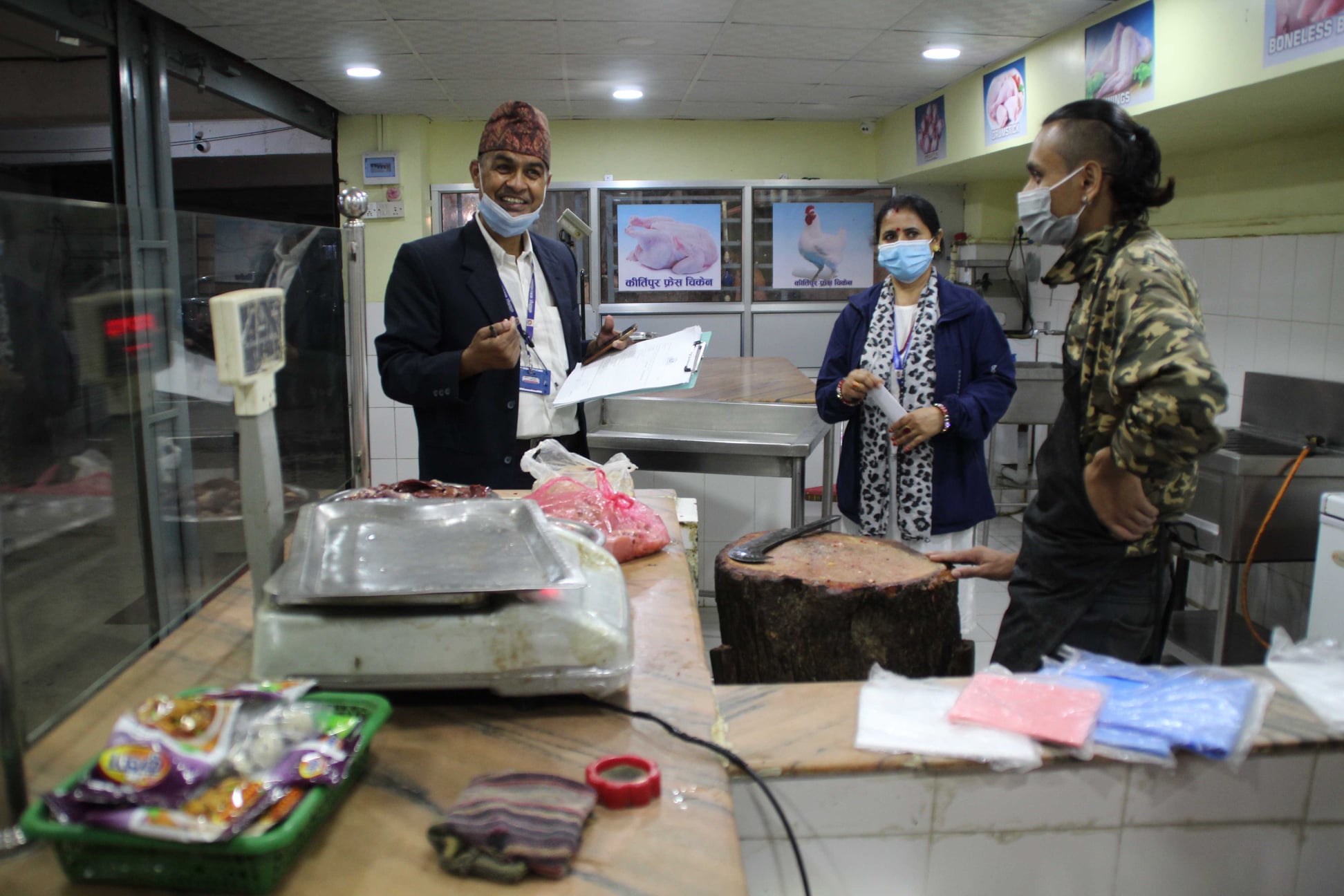 कीर्तिपुरमा बजार अनुगमन