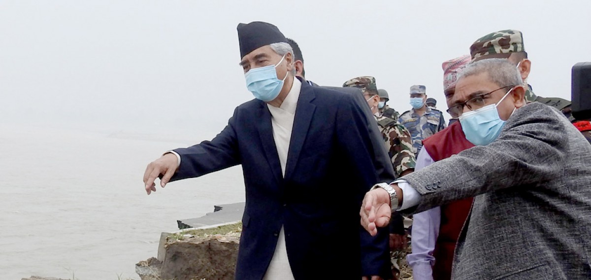 बाढीपहिरा पीडितका लागि तत्कालीन र दीर्घकालीन योजना बनाएर अघि बढ्छौँः प्रधानमन्त्री देउवा